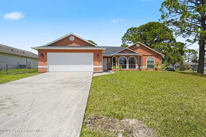 1801 Bashaw Street NW, Palm Bay, FL 32907 - Photo 1