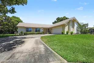 1335 Golf Vista Ct NE, Palm Bay, FL 32905 - Photo 11