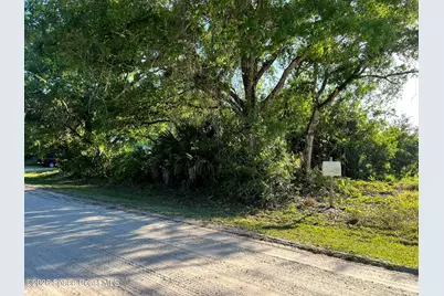 8965 100th Avenue, Vero Beach, FL 32967 - Photo 3