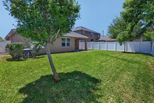2062 Elkins Point Point, Melbourne, FL 32935 - Photo 19