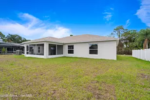 1098 Carthage Ave NW, Palm Bay, FL 32907 - Photo 9