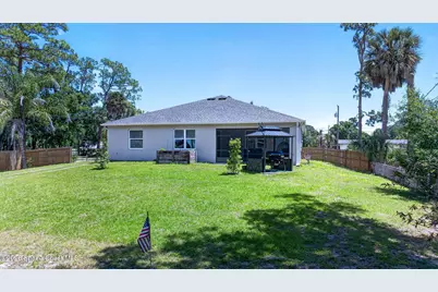 317 NW Valencia Road, Melbourne, FL 32904 - Photo 37