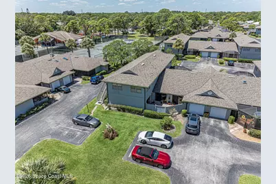 601 Centre Court SW #101, Vero Beach, FL 32962 - Photo 3