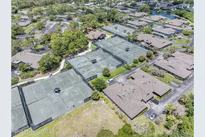 601 Centre Court SW #101, Vero Beach, FL 32962 - Photo 13
