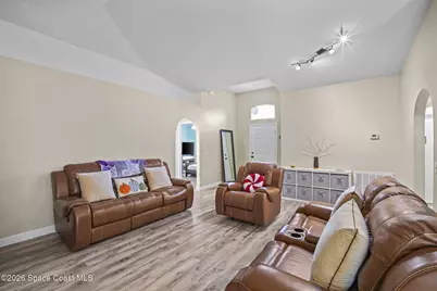 3275 Burdock Avenue, Melbourne, FL 32904 - Photo 9