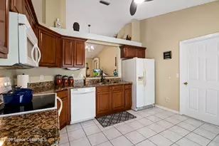 1081 Douglas St SE, Palm Bay, FL 32909 - Photo 9
