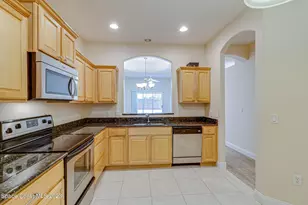 526 McGuire Blvd, Indian Harbour Beach, FL 32937 - Photo 9