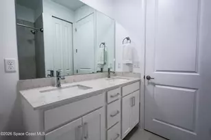 560 Veridian Cir NW, Palm Bay, FL 32907 - Photo 11
