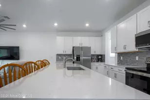 560 Veridian Cir NW, Palm Bay, FL 32907 - Photo 21