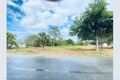 9737 Honeysuckle Drive, Micco, FL 32976 - Photo 5