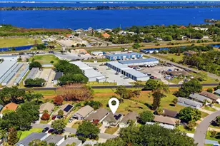 335 Cypress Point Dr, Melbourne, FL 32940 - Photo 31