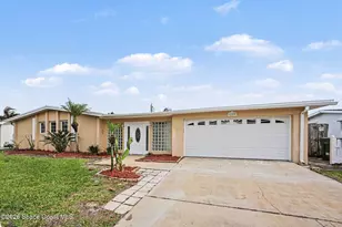 1199 Yacht Club Blvd, Indian Harbour Beach, FL 32937 - Photo 3