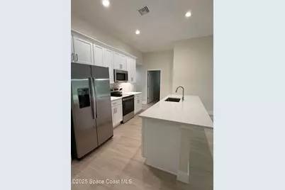 581 Toynbee Road SW, Palm Bay, FL 32908 - Photo 9