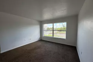 1432 Parkway Dr, Melbourne, FL 32935 - Photo 7