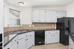 7608 Montauk Ave, Micco, FL 32976 - Photo 11