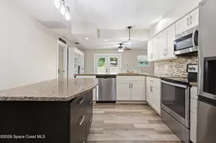 590 Auf Ct NW, Palm Bay, FL 32907 - Photo 5