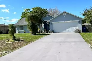 739 Raleigh Rd SE, Palm Bay, FL 32909 - Photo 3