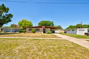 1016 S Park Ave, Titusville, FL 32780 - Photo 9