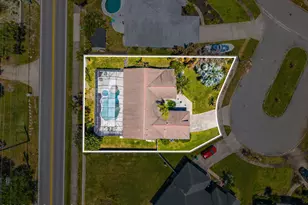 1044 Harbor Pines Dr, Merritt Island, FL 32952 - Photo 3