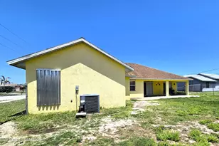 502 Davidson St SE, Palm Bay, FL 32909 - Photo 5