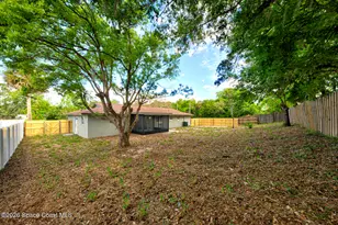 1095 Carol Ave, Titusville, FL 32780 - Photo 21