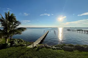 2221 N Pineapple Ave, Melbourne, FL 32935 - Photo 1