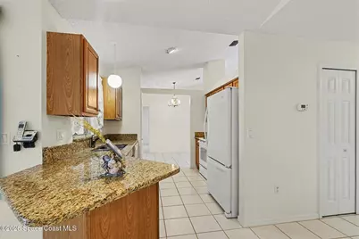 1410 Kaslo Circle NW, Palm Bay, FL 32907 - Photo 7