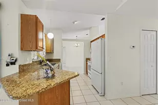 1410 Kaslo Cir NW, Palm Bay, FL 32907 - Photo 7