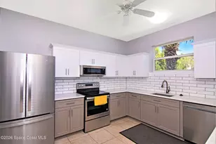 8921 Lake Dr, Cape Canaveral, FL 32920 - Photo 29