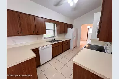 818 Seven Gables Circle SE, Palm Bay, FL 32909 - Photo 11