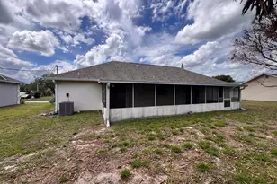 818 7 Gables Cir SE, Palm Bay, FL 32909 - Photo 23