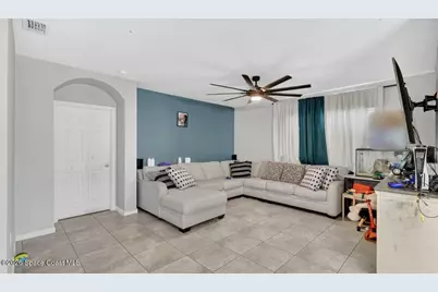 941 Century Avenue SE, Palm Bay, FL 32909 - Photo 3