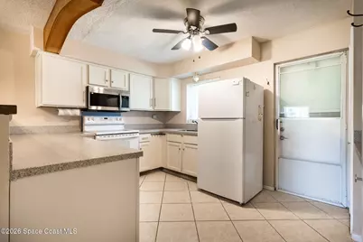 190 E Olmstead Drive #B8, Titusville, FL 32780 - Photo 9