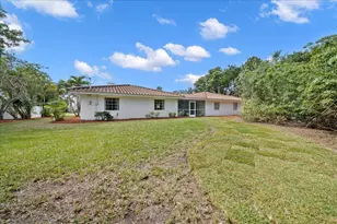 716 Malibu Ln, Indialantic, FL 32903 - Photo 3