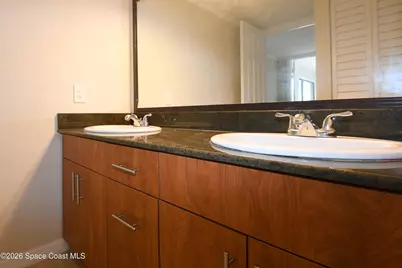 4014 Vista Oaks Circle NE, Melbourne, FL 32905 - Photo 19