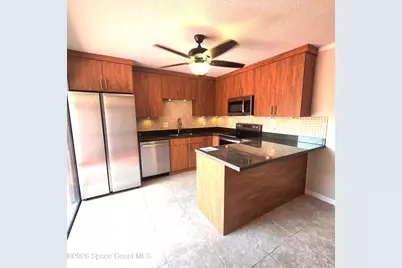 4014 Vista Oaks Circle NE, Melbourne, FL 32905 - Photo 5