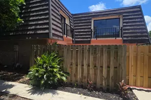 4014 Vista Oaks Cir NE, Melbourne, FL 32905 - Photo 23