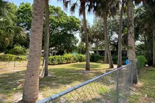 989 & 991 S Fiske Blvd, Rockledge, FL 32955 - Photo 9