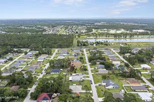 357 Galicia St SW, Palm Bay, FL 32908 - Photo 47