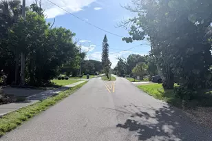702 Oak St, Melbourne Beach, FL 32951 - Photo 45