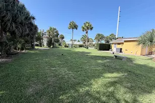 702 Oak St, Melbourne Beach, FL 32951 - Photo 35