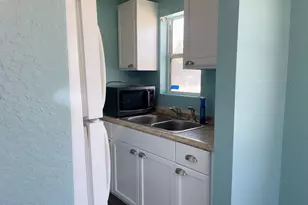 7554 Magnolia Ave, Cape Canaveral, FL 32920 - Photo 9