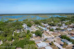 825 N Carpenter Rd, Titusville, FL 32796 - Photo 3