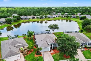 348 Gardendale Cir SE, Palm Bay, FL 32909 - Photo 5