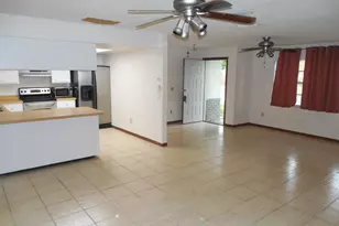 1492 Autumn Woods Dr, Melbourne, FL 32935 - Photo 3