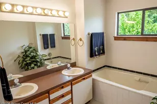 2070 S Courtenay Pkwy, Merritt Island, FL 32952 - Photo 7