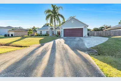 1260 Monument Avenue SE, Palm Bay, FL 32909 - Photo 1