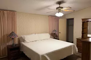 706 Hyacinth Cir, Barefoot Bay, FL 32976 - Photo 7