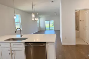917 Castleford Ave NE, Palm Bay, FL 32905 - Photo 3