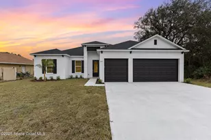 557 Castana Ave SE, Palm Bay, FL 32909 - Photo 1